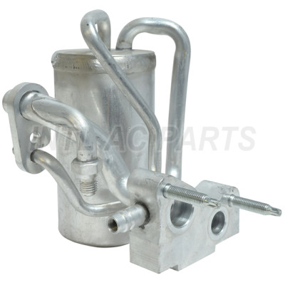 Car receiver drier for International 4100 4200 4300 4400 7300 7400 7500 7600 8600 Durastar ProStar TranStar WorkStar 070818