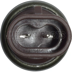Auto A/C Pressure Switch For Kenworth C500 10.8L 2001-2002 Four Seasons 37327 MT1914 79PSD41