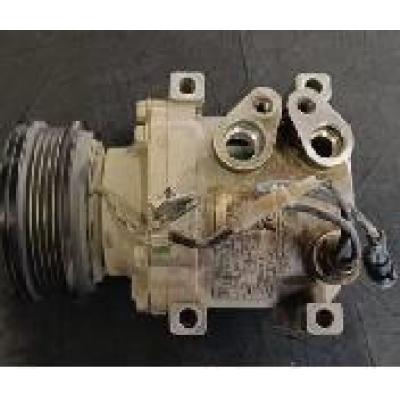 Car AC Compressor For WXH-066-C30 WXH-066-C22 CK8103 110N23