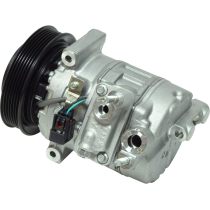 AC  Compressor and A/C Clutch CO 11330C Chrysler 300 / Dodge Magnum