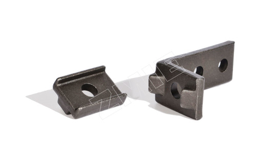 Angle plate for X348 and X458 forged rivetless chain