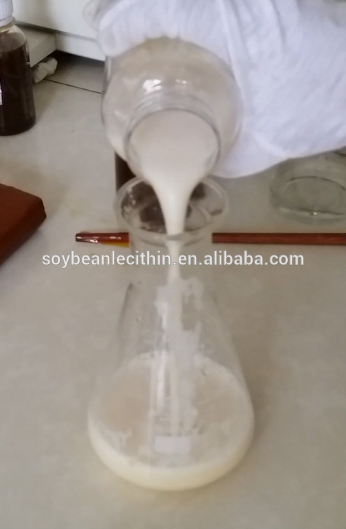 Soluble dans l'eau modifiée lécithine de soja