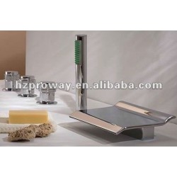 Baño mezclador de agua de la piscina de entrada Upc grifo del baño