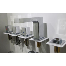 Hidromasaje grifo de la ducha bañera grifo mezclador de agua ajustar Spa accesorios