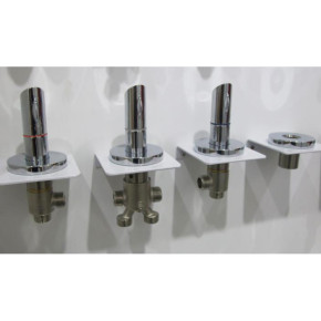 Whirlpool sistema Spa accesorios metálicos de baño - mezclador de la bañera grifo mezclador
