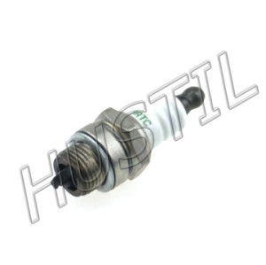 High quality gasoline Chainsaw  H137/142 spark plug