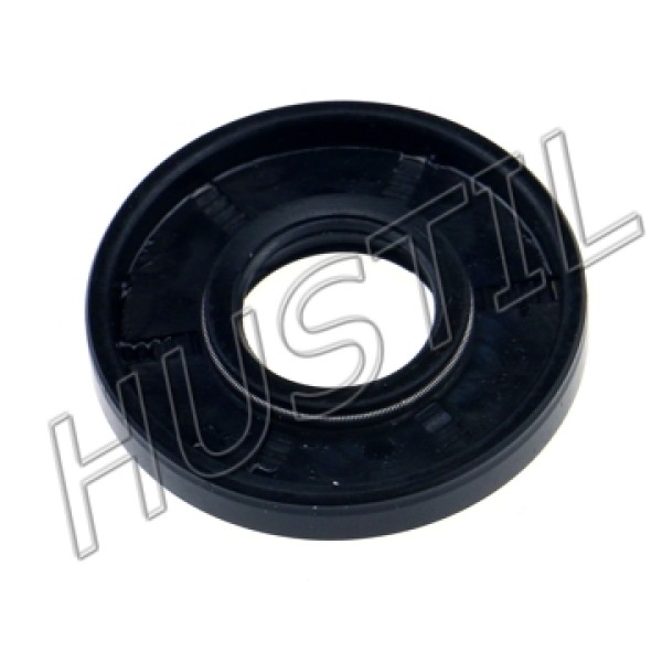 High quality gasoline Chainsaw  6200  left oil seal