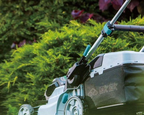 Battery-Powered Lawn Mower Brings Eco-Friendly Garden Maintenance to a New Level