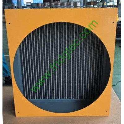 Water to air unit heater with integrated fan