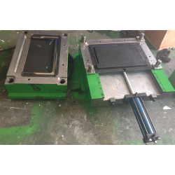 PS front glass frame injection mould