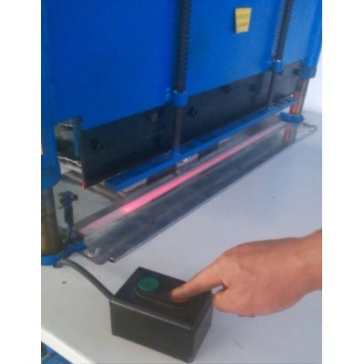 SUNTECH Motorized Type Fabric Sample Cutting Machine