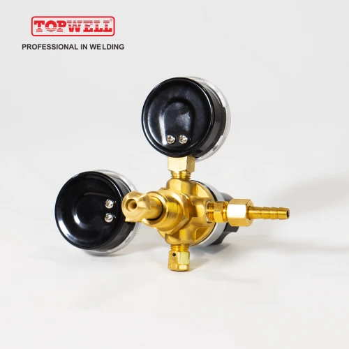 小型氩气调节器，用于焊接工具