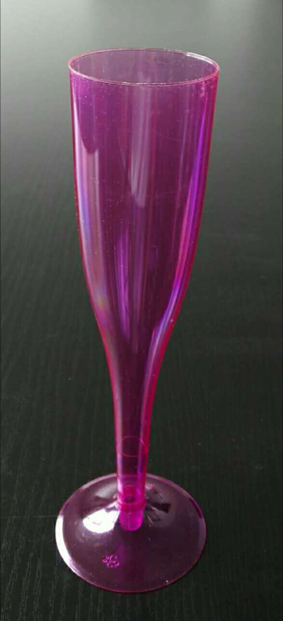 Copa de champán violeta transparente de 5.5 oz