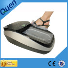 Chaussures automatique couvrent les machines comme cadeau