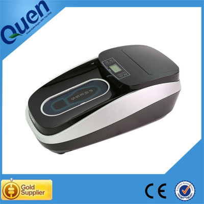 Plastic shoe cover dispenser for medical use