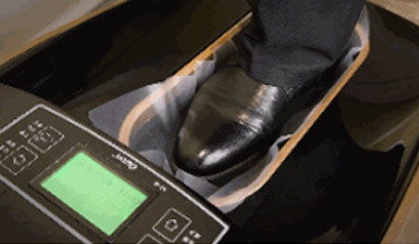 QUEN Automatic Shoe Wrapping Machine