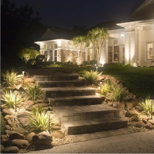 7 Common Mistakes to Avoid When Installing Outdoor Lighting