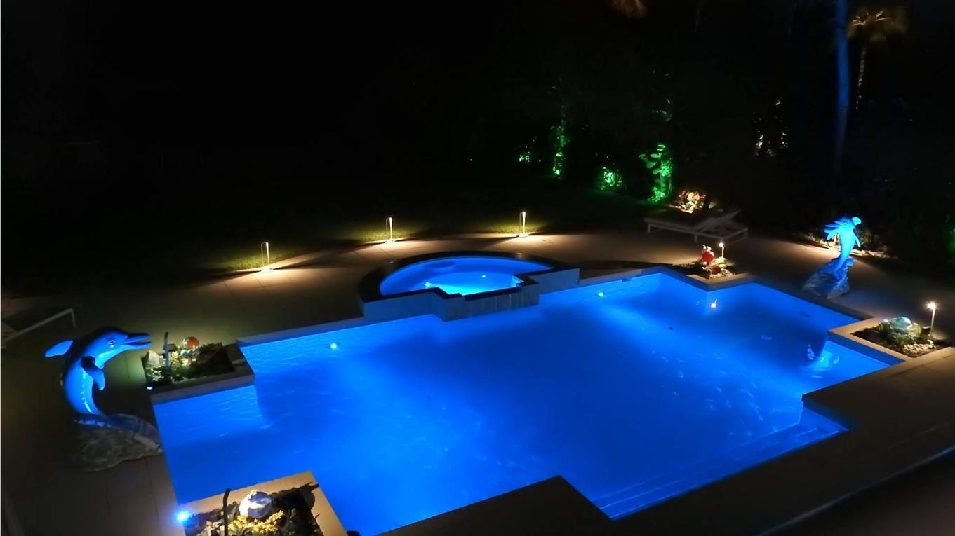 outdoor pool lights