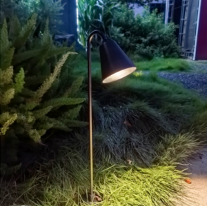 Garden Lamp WD-C501 | Aluminum Lamp Body | IP56 | Thick Tempered Glass | 304 Stainless Steel Pole