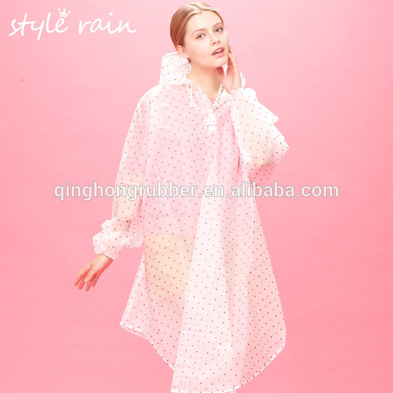 2014 Fashion dot print rain coat