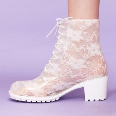 pretty and cheap woman pvc rian boots wellington boots with white lace