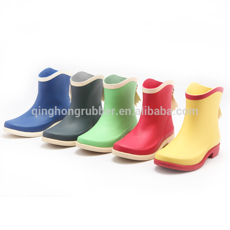 2014 latest design Ladies rubber rain boots