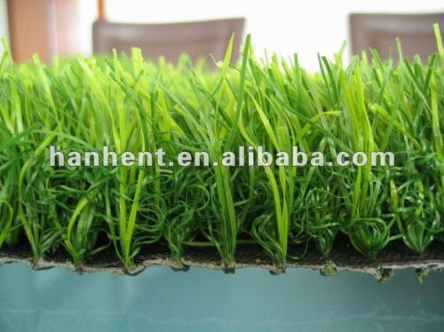 Tenis hierba césped excelente rebotando propiedad y reproducción de confort