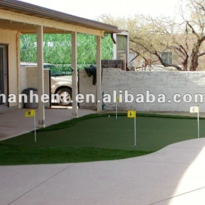 Colocar relva verde para campo de golfe