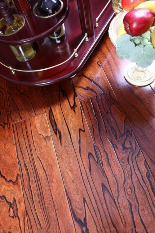 Popular piso laminado