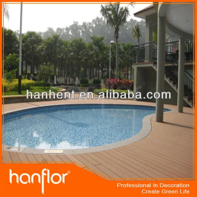 Madeira piscina de plástico deck