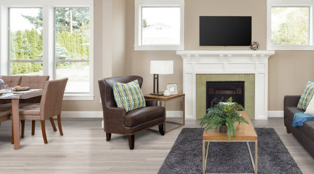 Mr.Lee the District Head of Cross-border E-commerce Hangzhou Zone Visiting our Hanhent Office