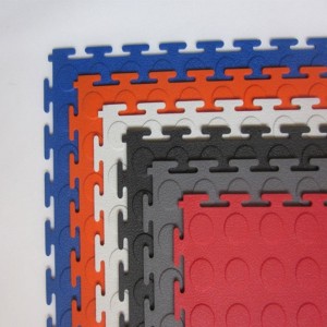 PVC Interlocking Garage Floor Tiles – Heavy Duty, Non-Slip, Easy to Install