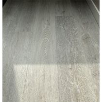 Light Gary Oak realistic feel wood embossing EIR Click Lock SPC vinyl flooring from China vinyl flooring company hanflor