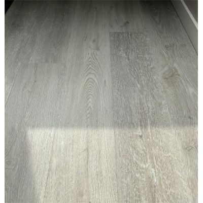 Light Gary Oak realistic feel wood embossing EIR Click Lock SPC vinyl flooring from China vinyl flooring company hanflor
