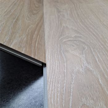 Realistic wood embossing 5mm EIR SPC flooring from China vinyl flooring manufactuer hanflor