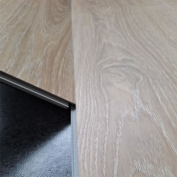 Realistic wood embossing 5mm EIR SPC flooring from China vinyl flooring manufactuer hanflor