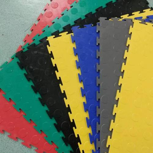 PVC Interlocking Garage Floor Tiles – Heavy Duty, Non-Slip, Easy to Install