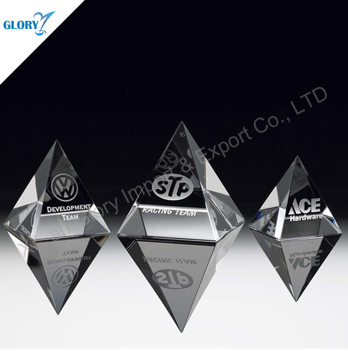 pyramid crystal award