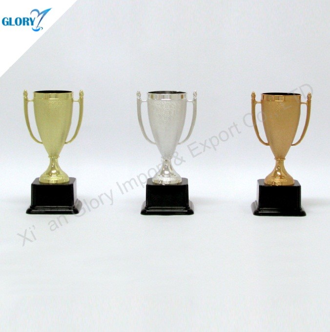 Wholesale Gold Silver Bronze Plastic Awards Trophies