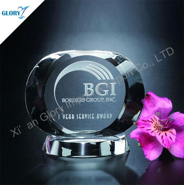 China Customized Clear Crystal Awards Trophies