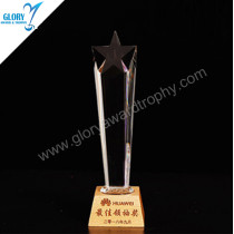 Fine quality star crystal trophy with wooden trapezoidal base