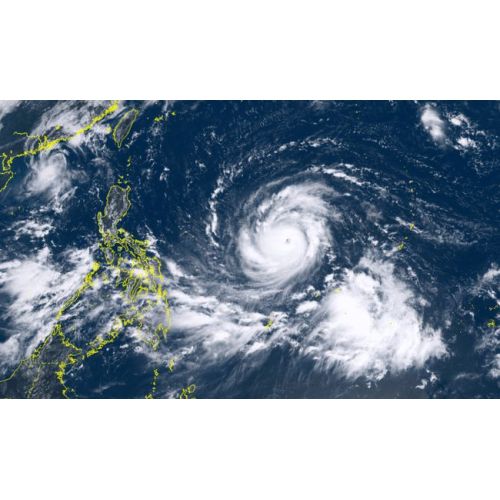 Typhoon In-fa heads toward eastern China