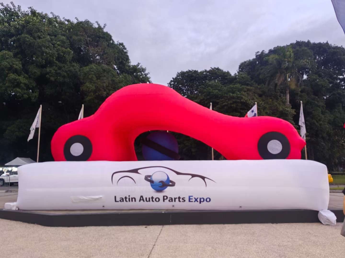 We are at the largest auto parts exhibition in Panama