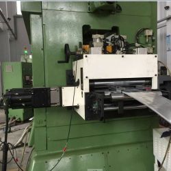 Alimentador De Prensa Con Servo Motor