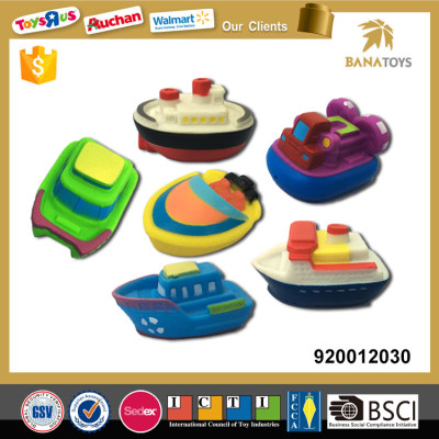 Water spray floating toy boat for kids