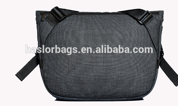 New design 15.6 inch laptop messenger bag for teenagers