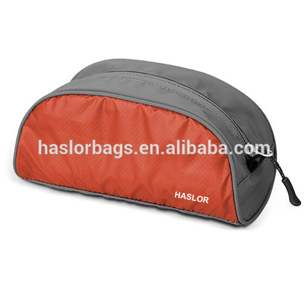 Convenient fashion waterproof cosmetic bag for travel