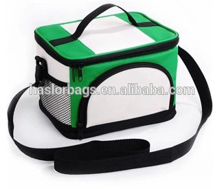 Portable insulating effect cooler bag for 8 cans beer