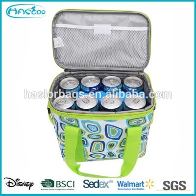 Portable insulating effect cooler bag for 8 cans beer