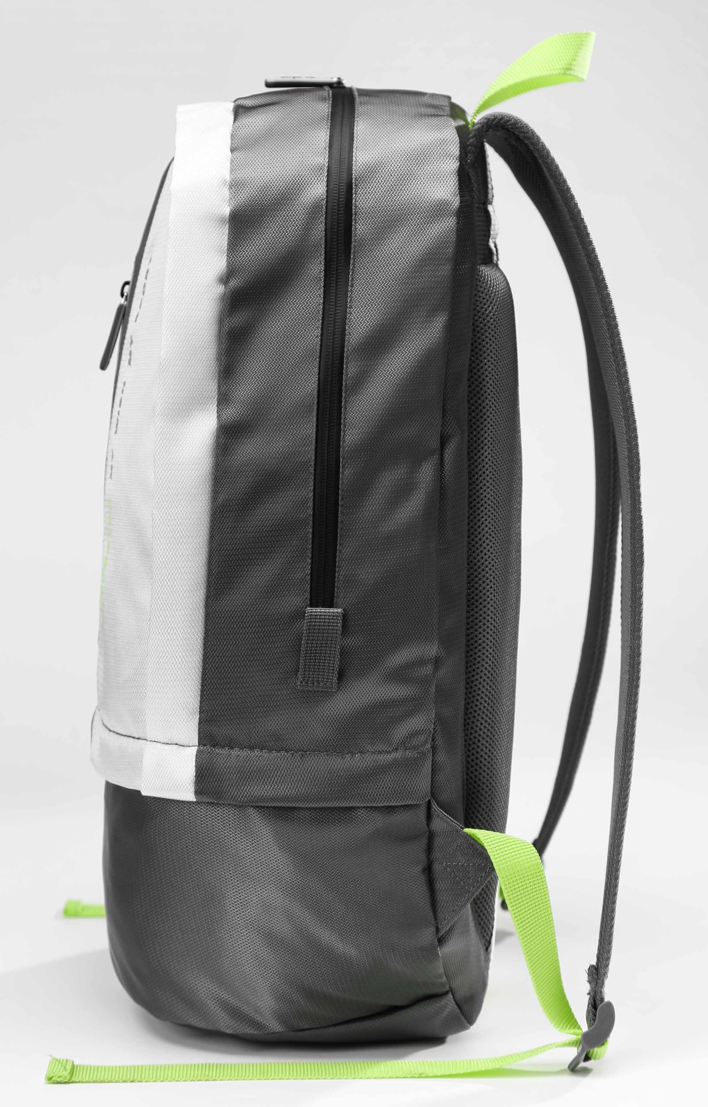 silver-laptop-backpack2